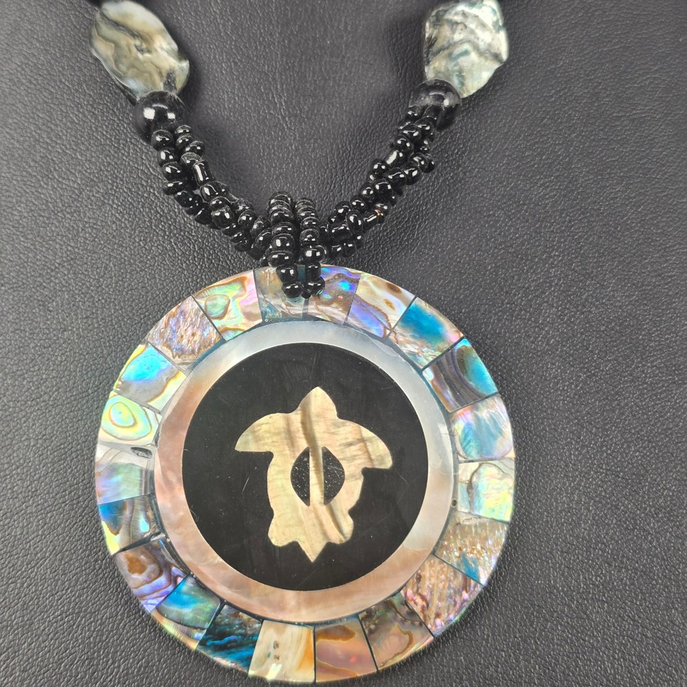 Abalone Shell Inlay Honu Turtle Animal Pendant Necklace Black Seed Bead Mosaic